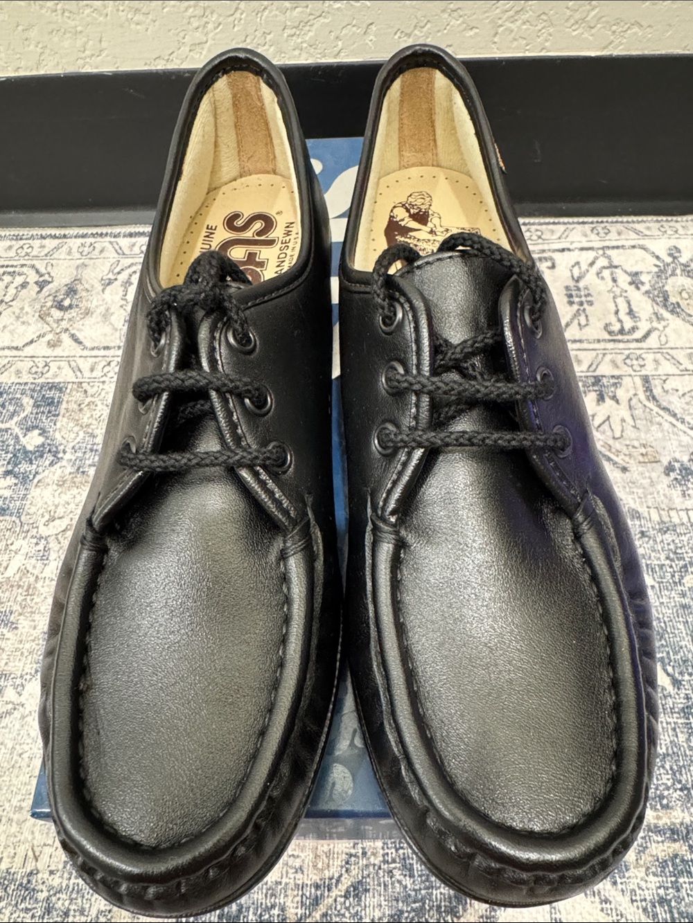 SAS Siesta Women’s lace up loafer New in box.